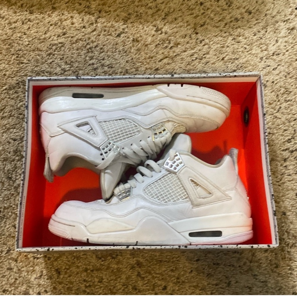 Jordan 4 Pure Money